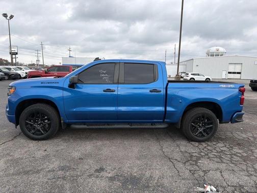 2023 Chevrolet Silverado 1500 Custom