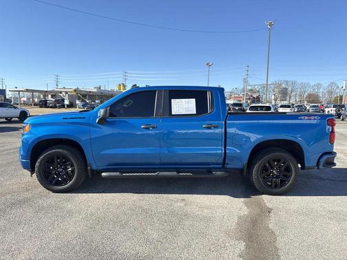 2023 Chevrolet Silverado 1500 Custom