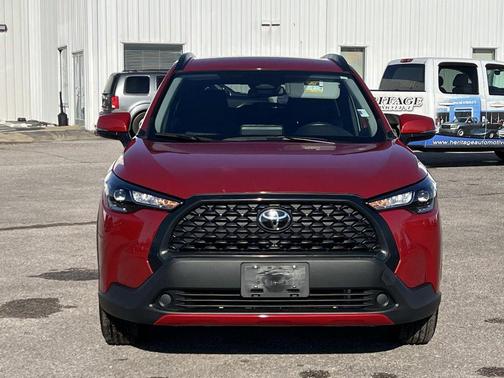 2024 Toyota Corolla Cross LE