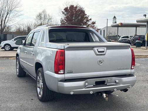 2011 Cadillac Escalade EXT Premium
