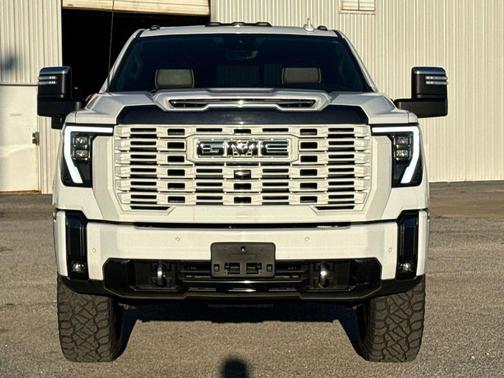 2024 GMC Sierra 2500 Denali Ultimate