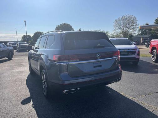 2024 Volkswagen Atlas 2.0T SE w/Technology 4MOTION