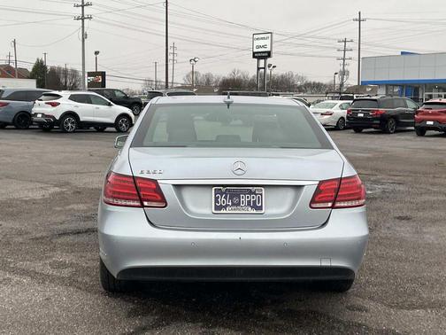 2016 Mercedes-Benz E-Class Luxury