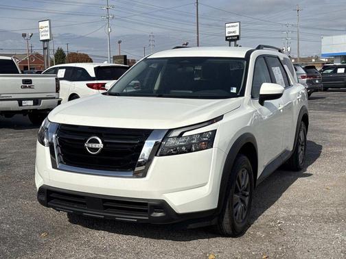 2025 Nissan Pathfinder SV FWD