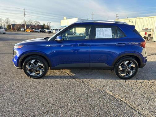 2023 Hyundai VENUE Limited