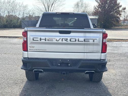 2020 Chevrolet Silverado 1500 Custom Trail Boss