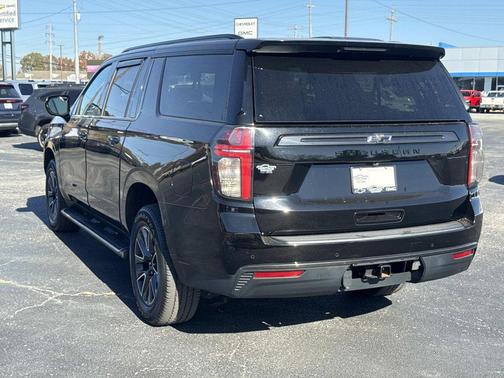 2021 Chevrolet Suburban 4WD Z71