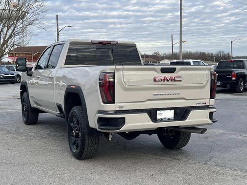 2026 GMC Sierra 2500 AT4