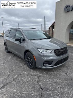 2025 Chrysler Pacifica Hybrid Premium S Appearance Pkg