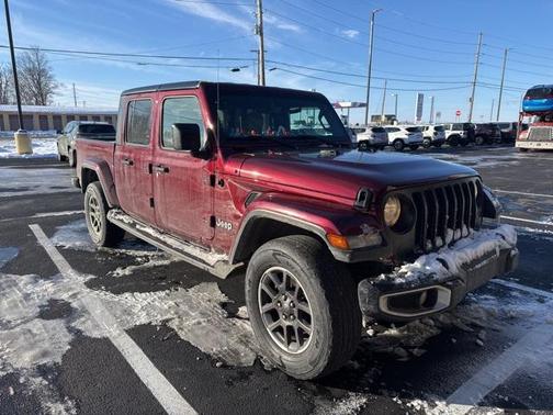 2022 Jeep Gladiator Overland