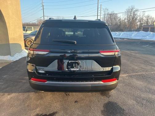 2026 Jeep Grand Cherokee Altitude