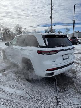 2025 Jeep Grand Cherokee 4xe