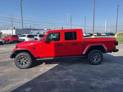 2025 Jeep Gladiator Sport S