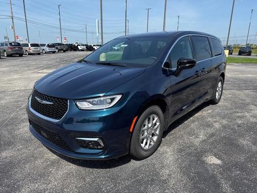 2025 Chrysler Pacifica L