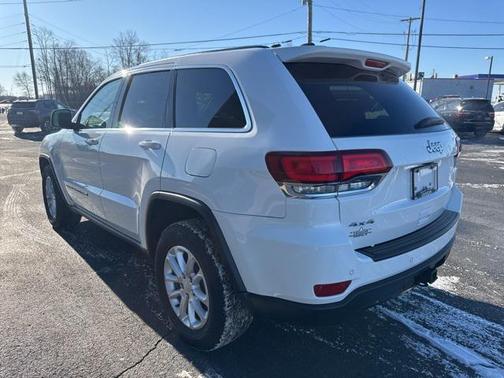 2022 Jeep Grand Cherokee Laredo