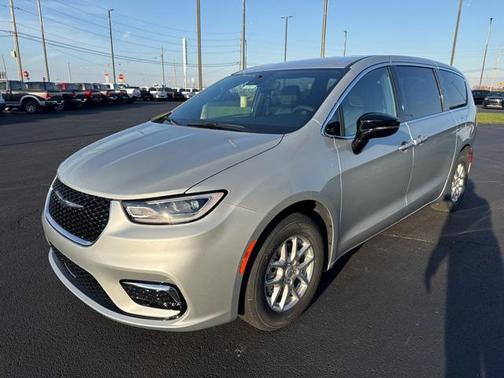 2026 Chrysler Pacifica L