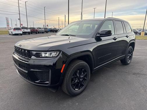 2026 Jeep Grand Cherokee Altitude