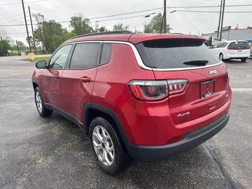2025 Jeep Compass Latitude