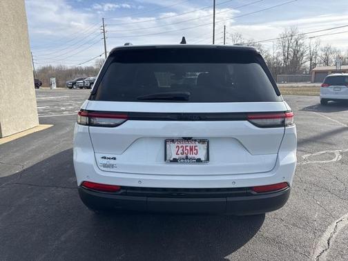 2023 Jeep Grand Cherokee Altitude