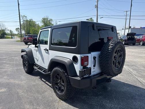 2017 Jeep Wrangler Willys Wheeler