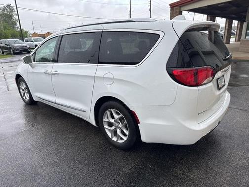 2019 Chrysler Pacifica Touring-L Plus