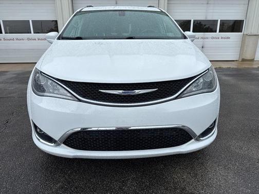 2019 Chrysler Pacifica Touring-L Plus