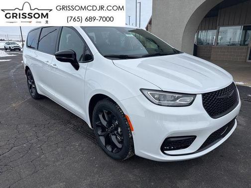 2026 Chrysler Pacifica L