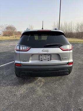 2021 Jeep Cherokee Latitude Plus