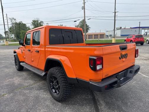 2025 Jeep Gladiator High Tide