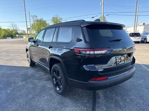 2025 Jeep Grand Cherokee L Altitude