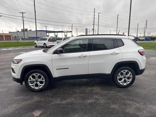 2025 Jeep Compass Latitude