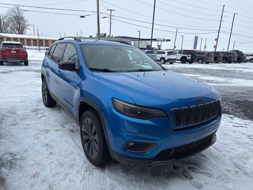 2021 Jeep Cherokee Latitude Lux