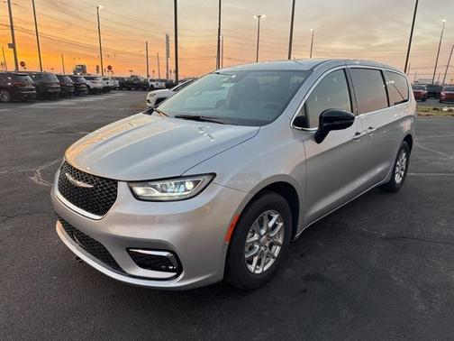 2026 Chrysler Pacifica L