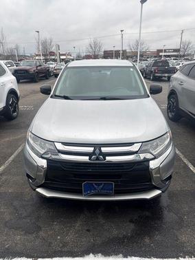2018 Mitsubishi Outlander ES