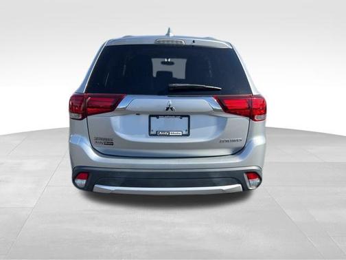2018 Mitsubishi Outlander ES