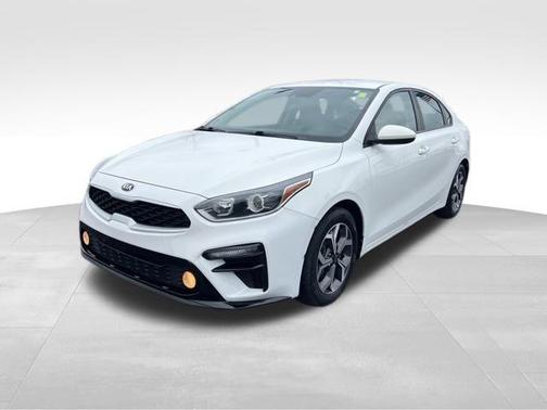 Clear White 2021 Kia Forte LXS