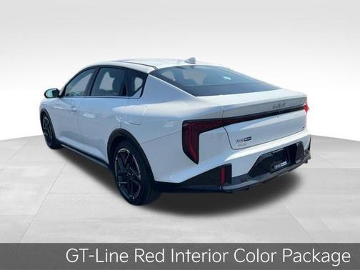 Snow White Pearl 2025 Kia K4 GT-Line