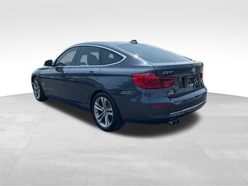2017 BMW 330 Gran Turismo i xDrive