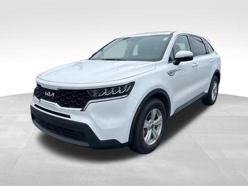 2023 Kia Sorento LX