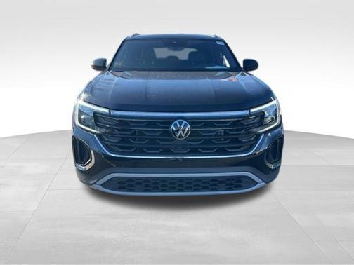 2024 Volkswagen Atlas Cross Sport 2.0T SE w/Technology 4MOTION