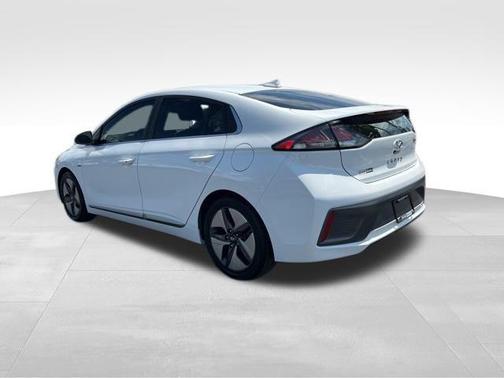 2020 Hyundai IONIQ Hybrid SEL