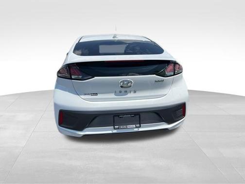 2020 Hyundai IONIQ Hybrid SEL