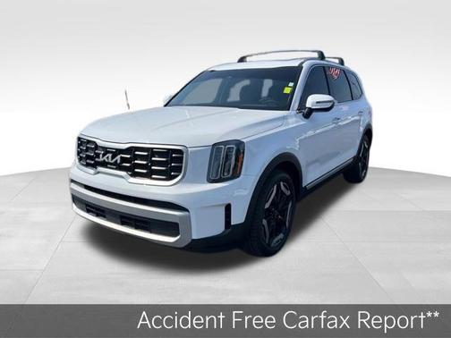 Glacial White Pearl 2024 Kia Telluride S