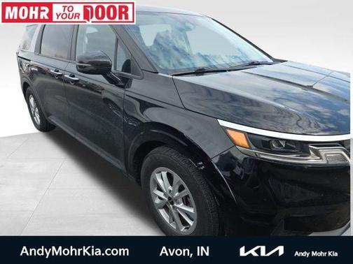 2023 Kia Carnival LX