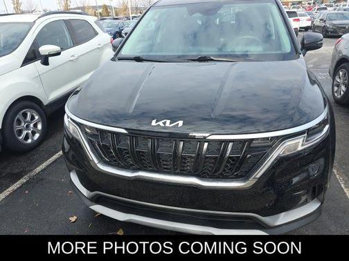 2023 Kia Carnival LX