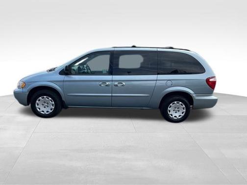 2003 Chrysler Town & Country LX