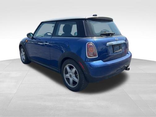 2007 MINI Cooper S Base