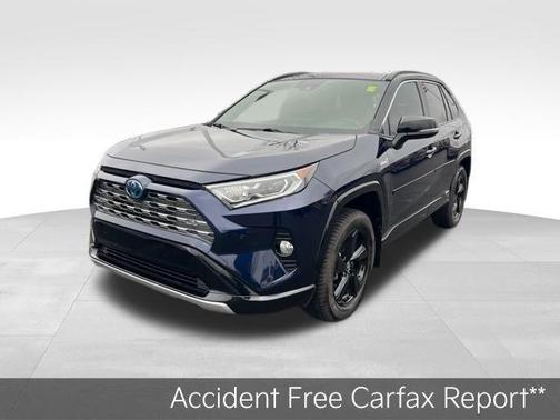 2020 Toyota RAV4 Hybrid SE