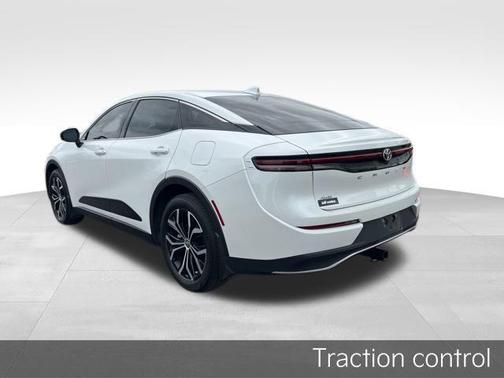 2023 Toyota Crown XLE