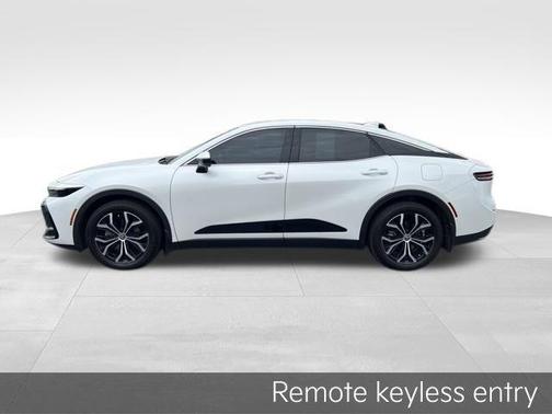 2023 Toyota Crown XLE